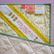 Load image into Gallery viewer, 'Hugs & Kisses' Woven Labels