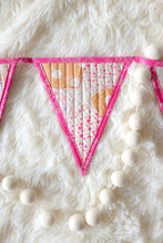 Load image into Gallery viewer, The Weekend Quilter Stars and Stripes Quilted Bunting foundation paper pieced (FPP) pattern for advanced beginners Star pendant flag