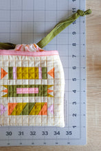 Load image into Gallery viewer, The weekend quilter foundation paper pieced Halloween candy quilt block – deadly sweet