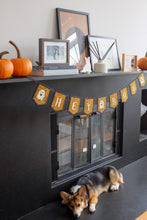 Load image into Gallery viewer, The Weekend Quilter Hey Boo Halloween Ghost Quilted Bunting Foundation paper pieced Pattern