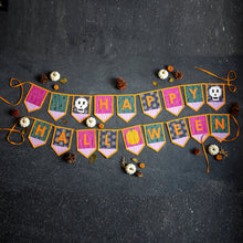 Load image into Gallery viewer, Quilted Halloween Bunting Pattern