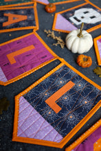 Load image into Gallery viewer, Quilted Halloween Bunting Pattern