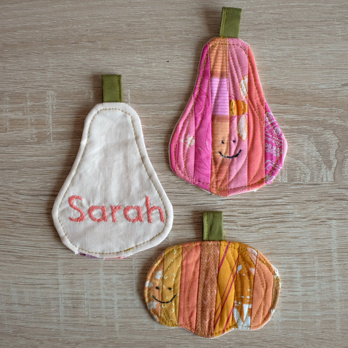 How to Make Scrappy Quilted Pumpkin Name Tags