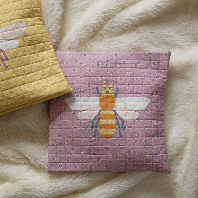 Pollen Gatherer Quilted Throw Cushion Tutorial