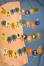 Load image into Gallery viewer, Curious Crawlies Quilt Pattern